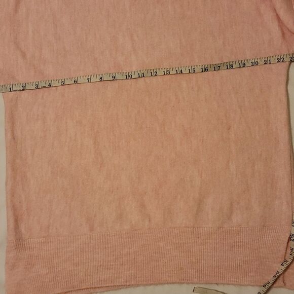 Magaschoni sweater size large. - Picture 6 of 10